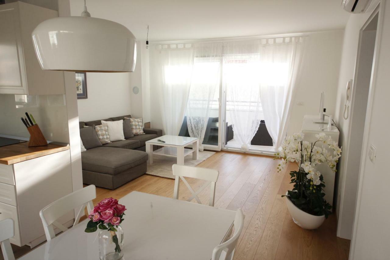 Villa More Makarska Eksteriør bilde