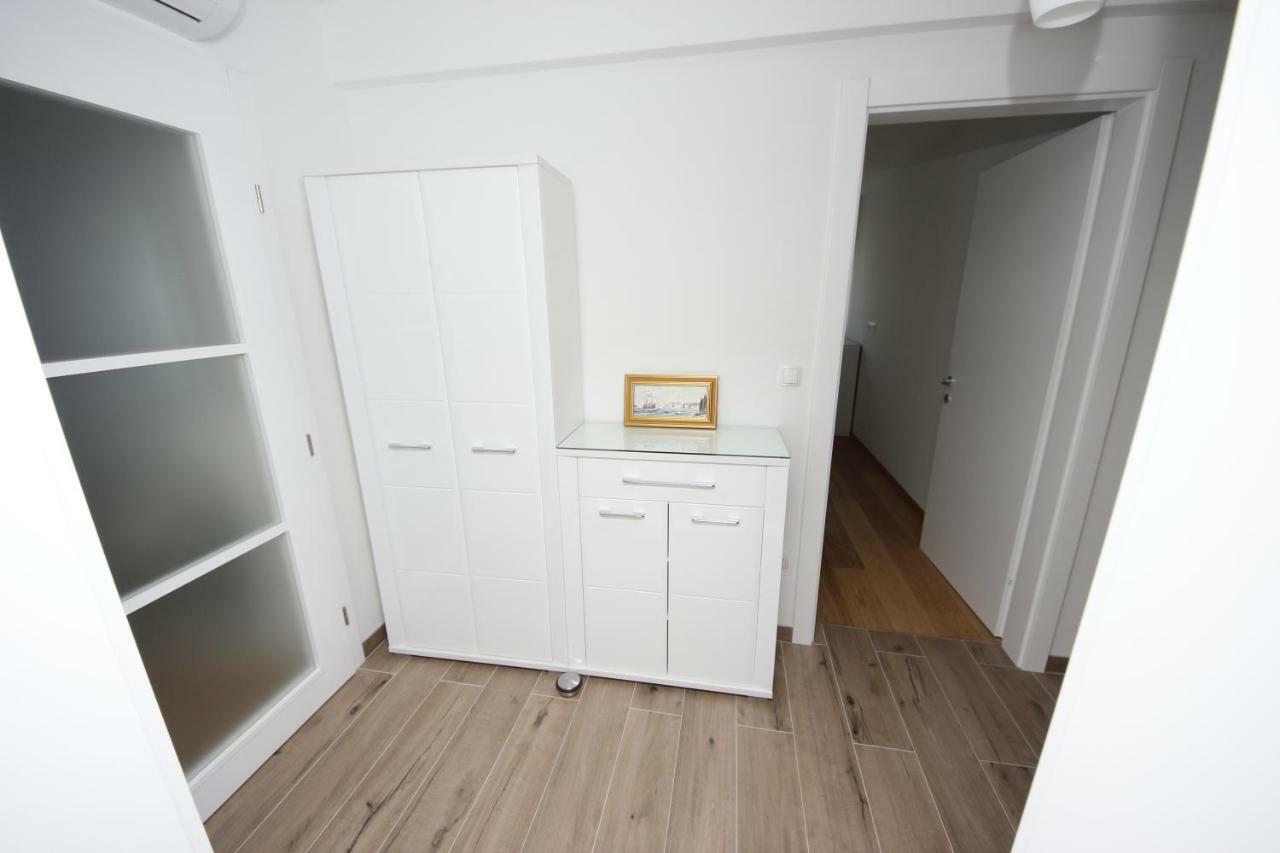 Villa More Makarska Eksteriør bilde